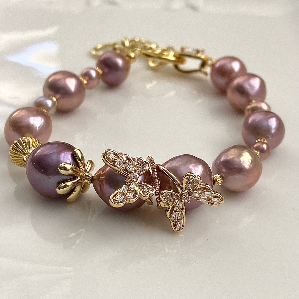 B151-Handmade High Quality Edison Pearl Butterfly Bracelet